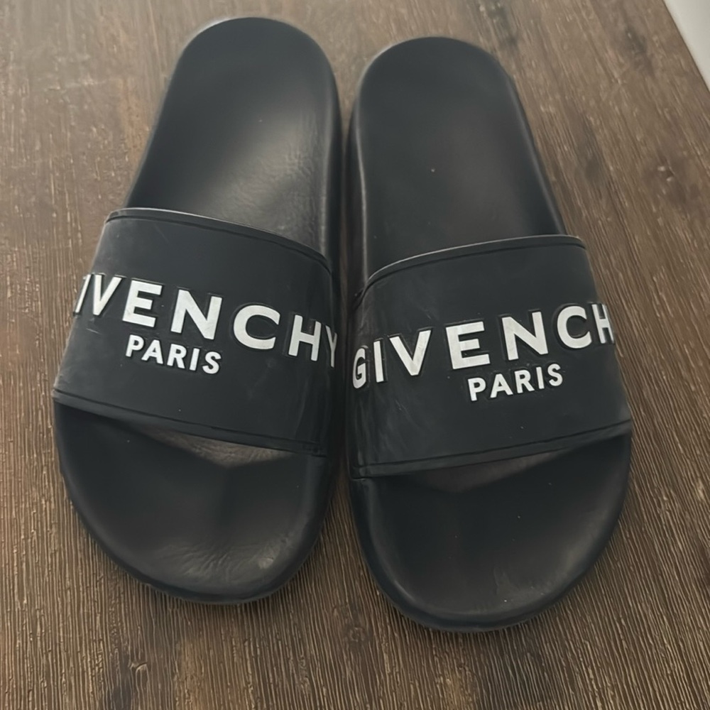 Authentic givenchy